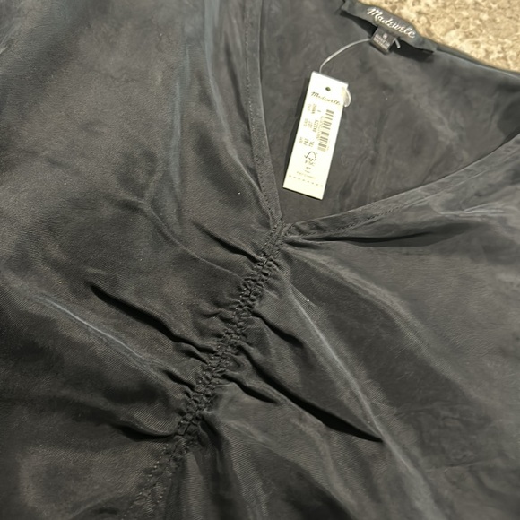 Gorgeous Madewell blouse - Picture 3 of 3